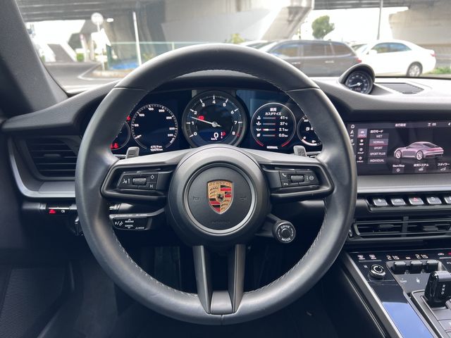 PORSCHE 911
