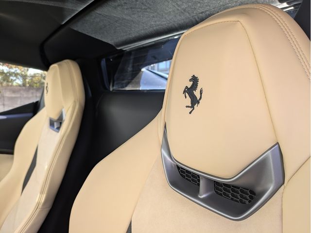 FERRARI 296 GTS