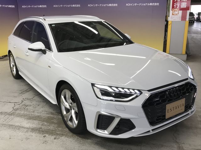 AUDI A4 AVANT