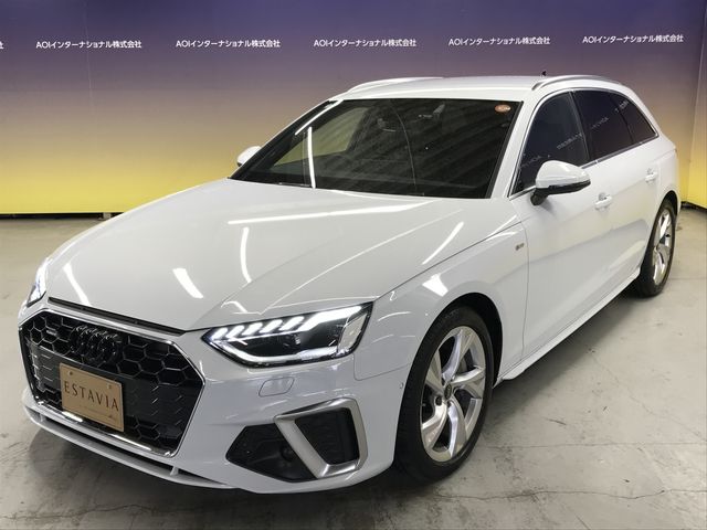 AUDI A4 AVANT