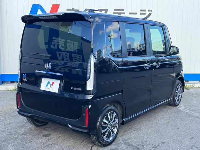 N-BOX CUSTOM