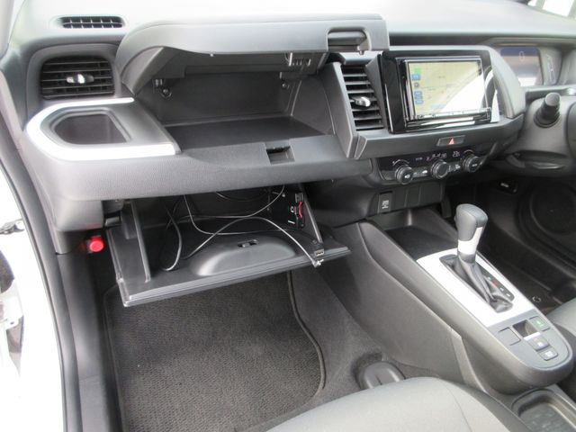 FIT e:HEV 4WD
