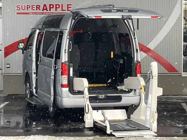 HIACE van 4WD