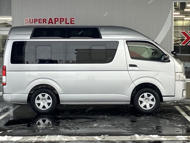 HIACE van 4WD