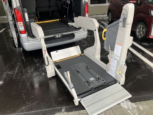 HIACE van 4WD