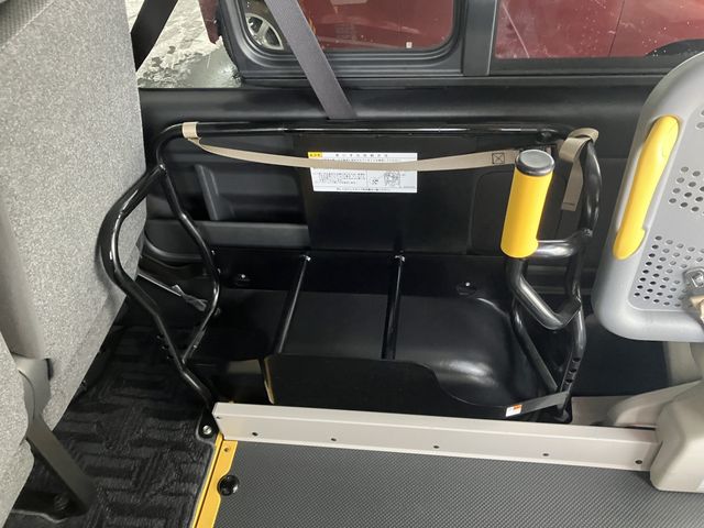 HIACE van 4WD