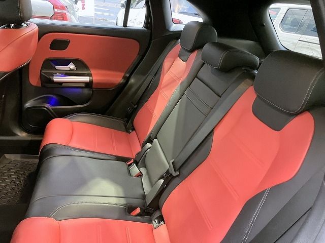 MERCEDES BENZ GLA class