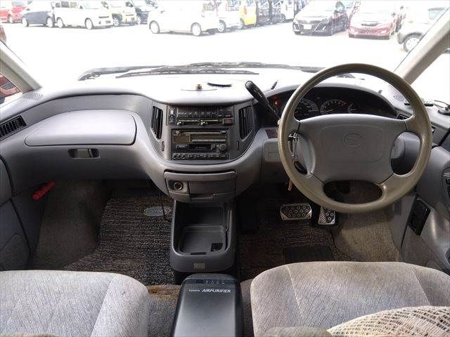 ESTIMA  4WD