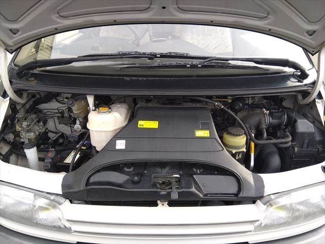 ESTIMA  4WD