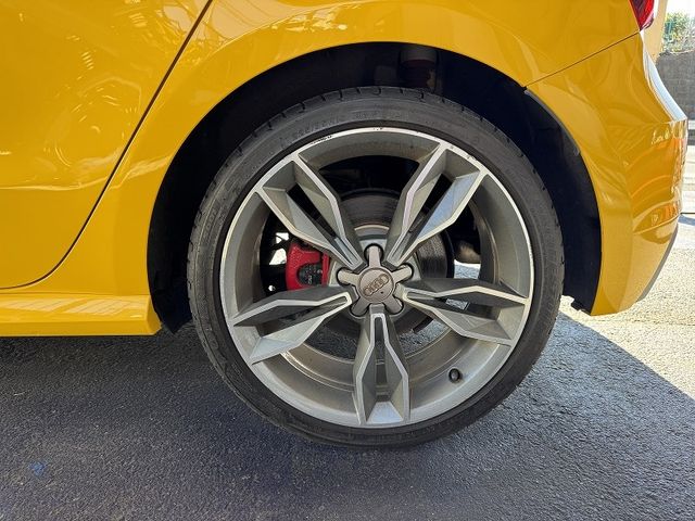 AUDI S1 SPORTBACK