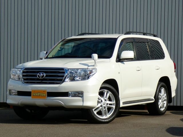 LANDCRUISER wagon