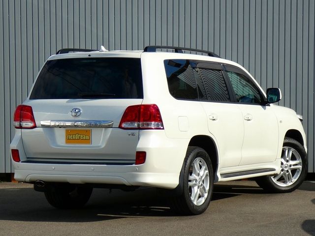 LANDCRUISER wagon