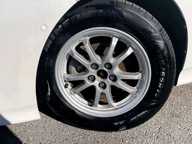 PRIUS 4WD