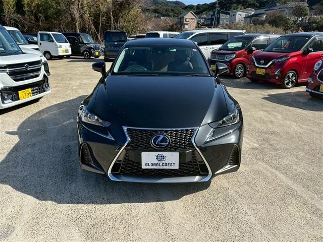 LEXUS IS300h