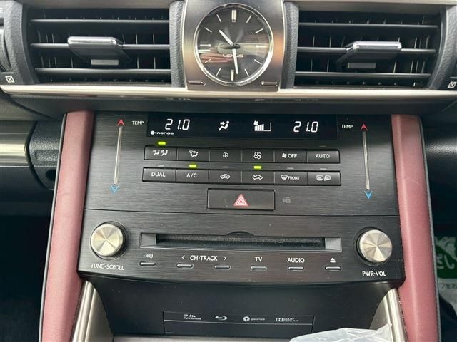 LEXUS IS300h