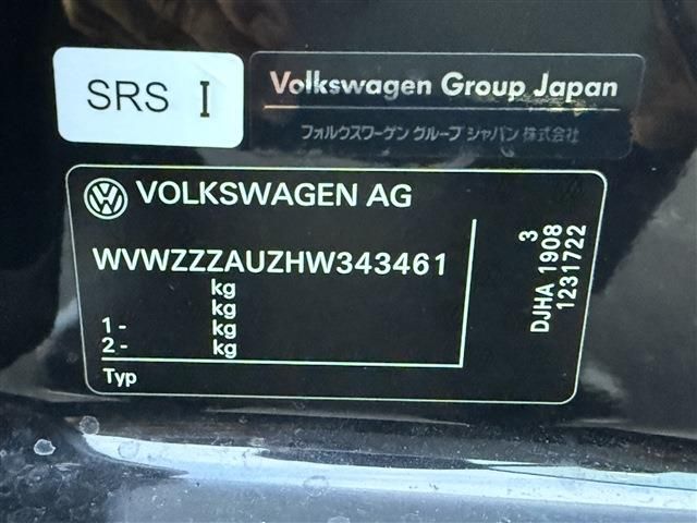 VOLKSWAGEN GOLF R