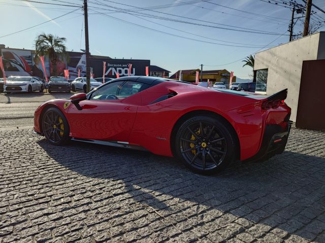 FERRARI SF90 Spider
