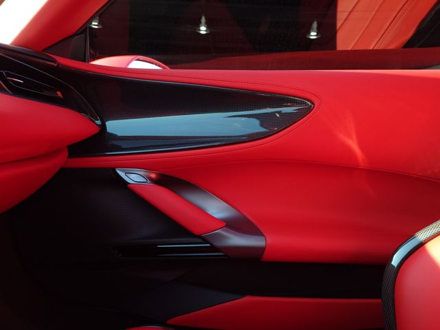 FERRARI SF90 Spider