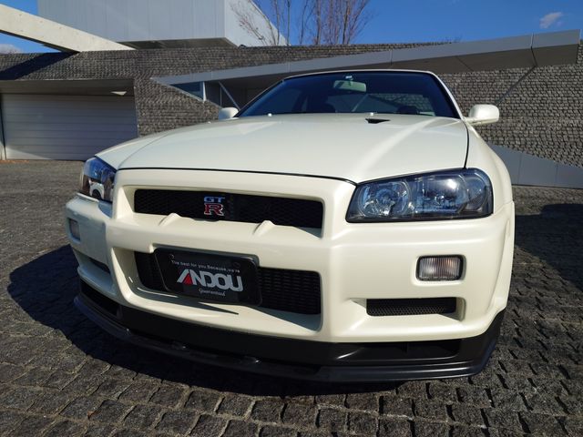 SKYLINE GT-R
