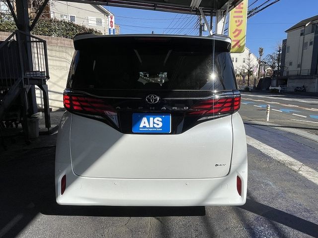 ALPHARD hybrid