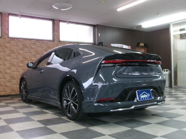 PRIUS 4WD