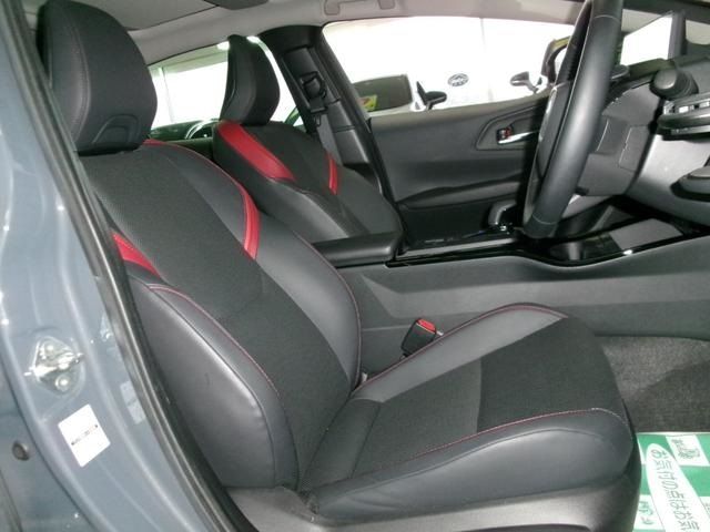 PRIUS 4WD