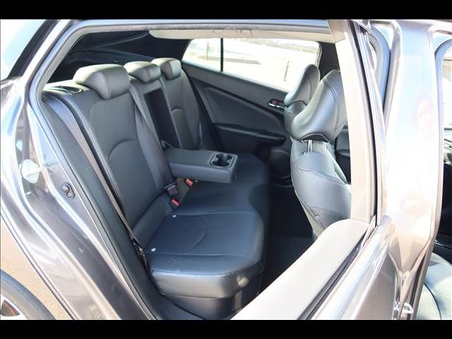 PRIUS 4WD