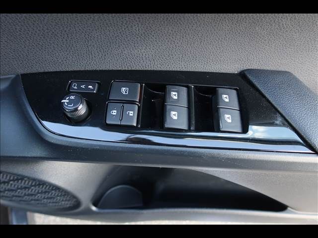 PRIUS 4WD
