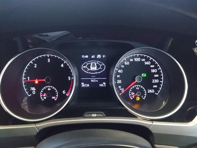VOLKSWAGEN GOLF TOURAN
