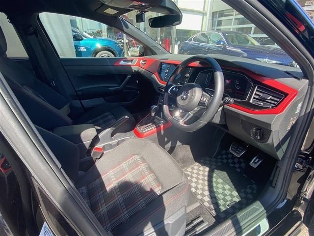 VOLKSWAGEN POLO GTI