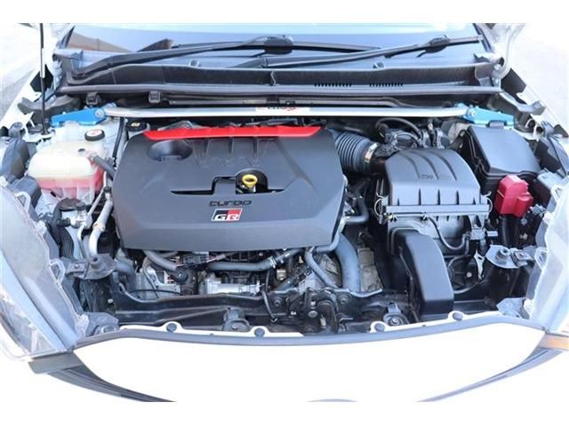 GR YARIS