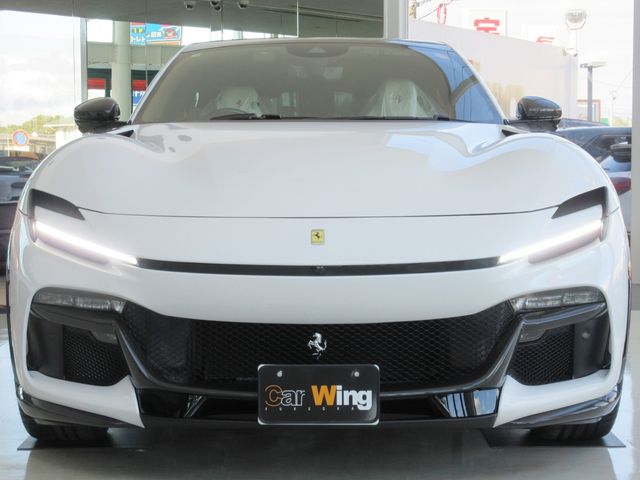 FERRARI Purosangue