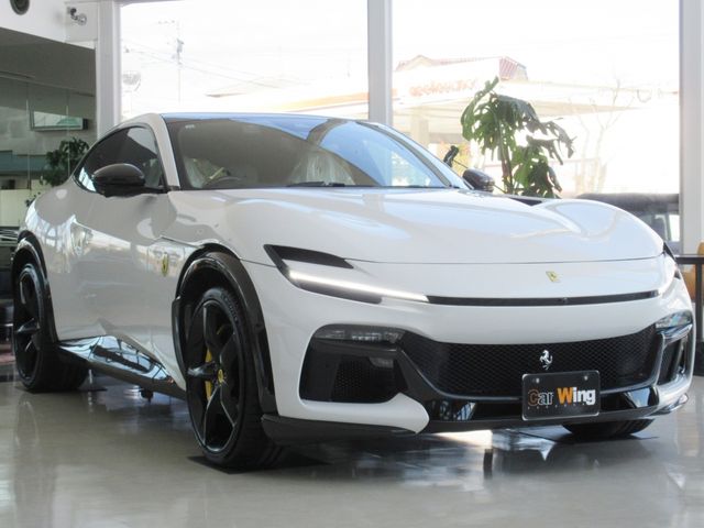 FERRARI Purosangue