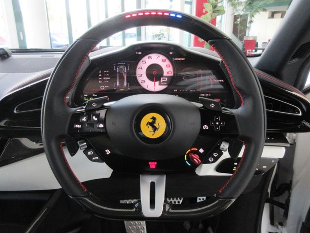FERRARI Purosangue