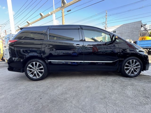 ESTIMA  4WD