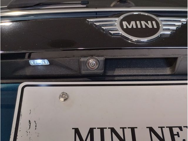 MINI COOPER D CROSSOVER