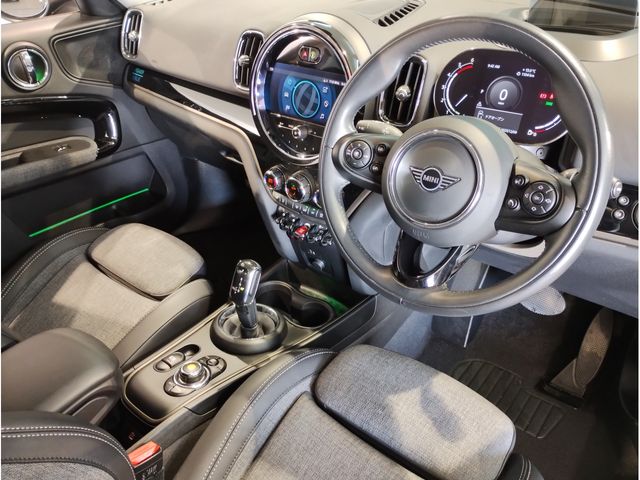 MINI COOPER D CROSSOVER