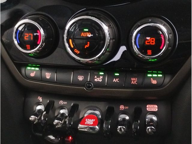 MINI COOPER D CROSSOVER