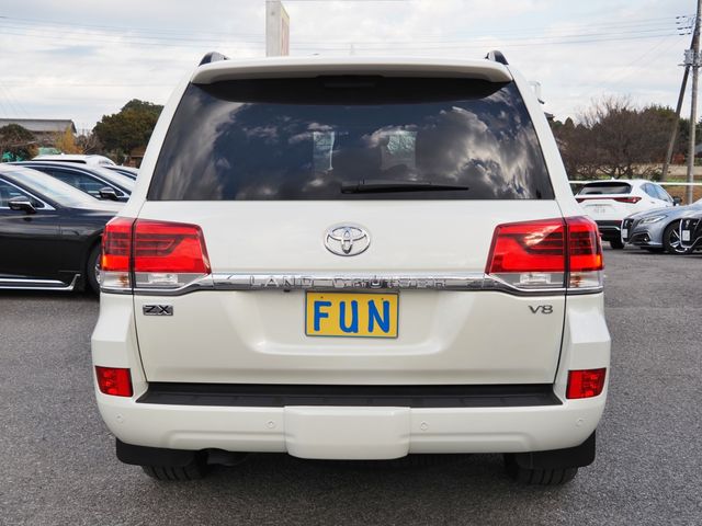 LANDCRUISER wagon