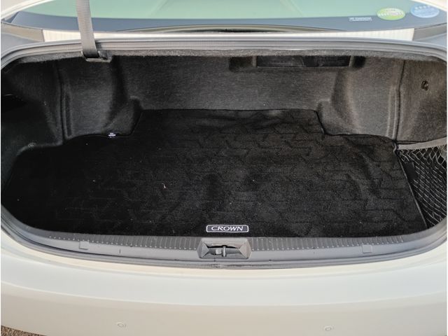 CROWN sedan 4WD