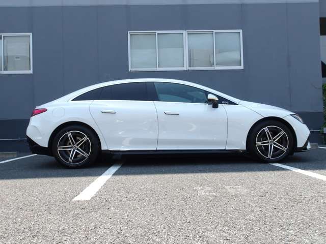 MERCEDES BENZ EQE