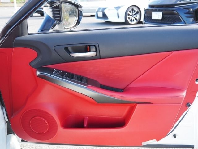 LEXUS IS300h
