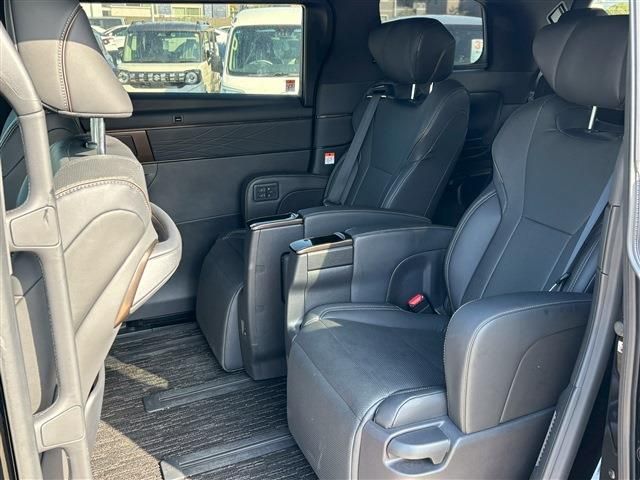 ALPHARD hybrid