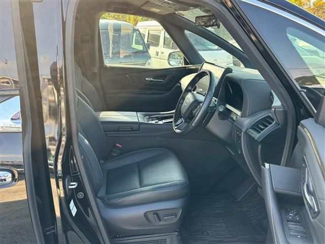 ALPHARD hybrid