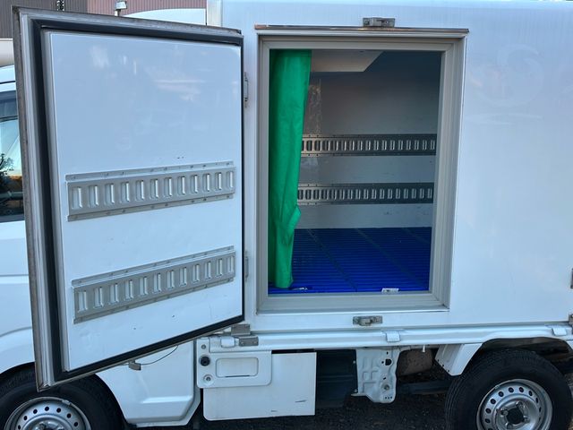 CARRY truck