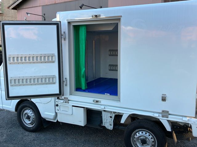 CARRY truck