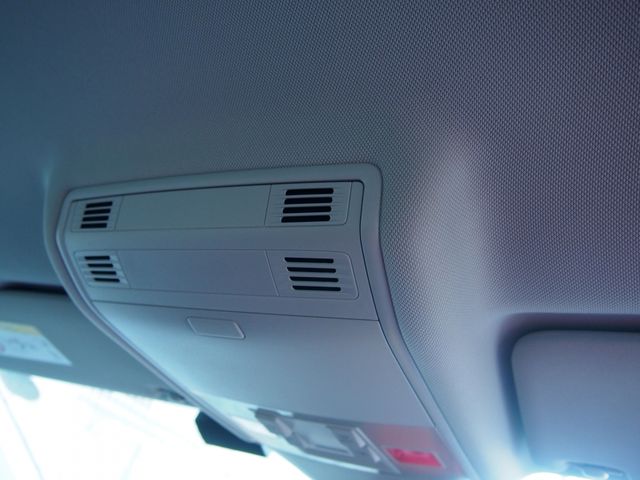 VOLKSWAGEN GOLF Alltrack