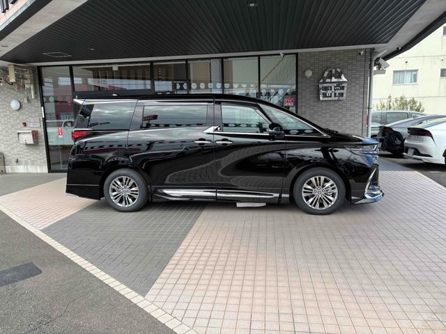ALPHARD hybrid