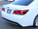 CROWN sedan hybrid