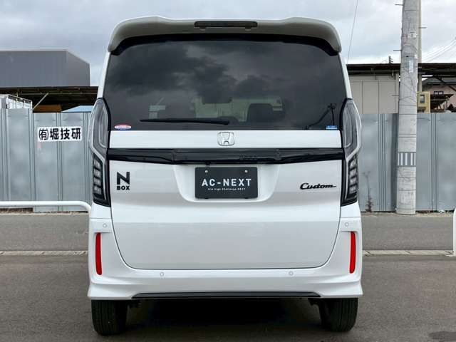 N BOX CUSTOM